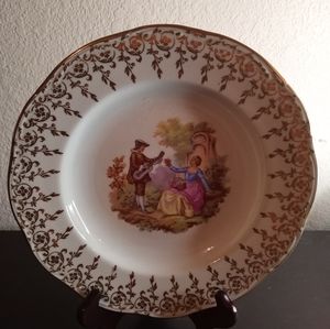 STUNNING VTG Porcelaine De France 9" Courting Scene Gilded Decorative Plate.